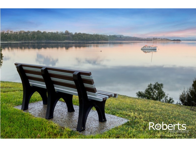 36 Sunset Boulevard, Clarence Point TAS 7270