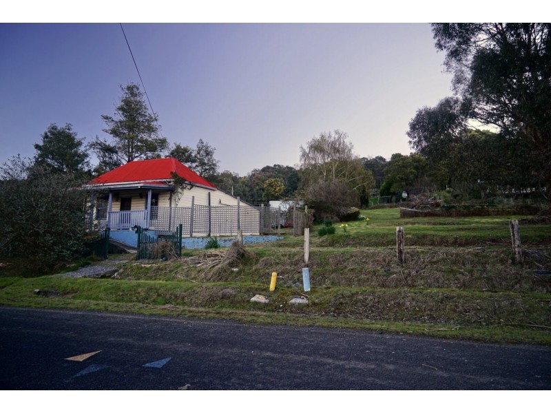 15 Douglas Street, Beaconsfield TAS 7270