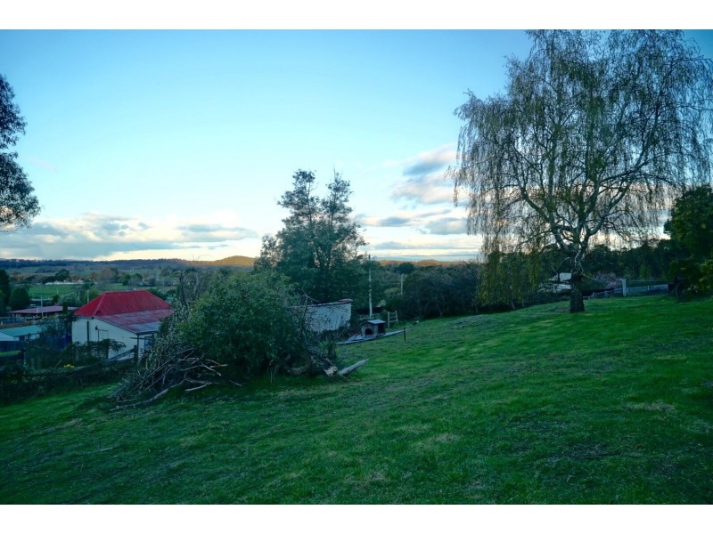 15 Douglas Street, Beaconsfield TAS 7270