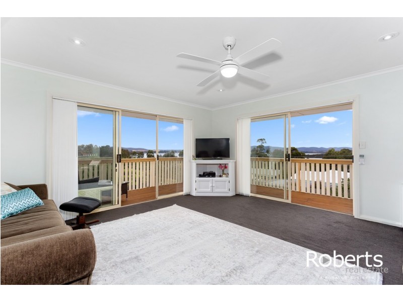 2 Augustus Street, Beauty Point TAS 7270