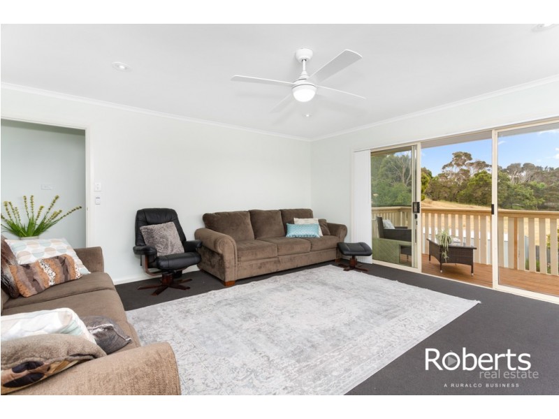 2 Augustus Street, Beauty Point TAS 7270