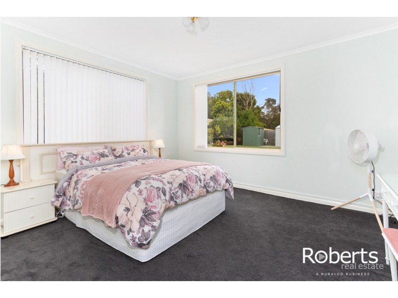 2 Augustus Street, Beauty Point TAS 7270