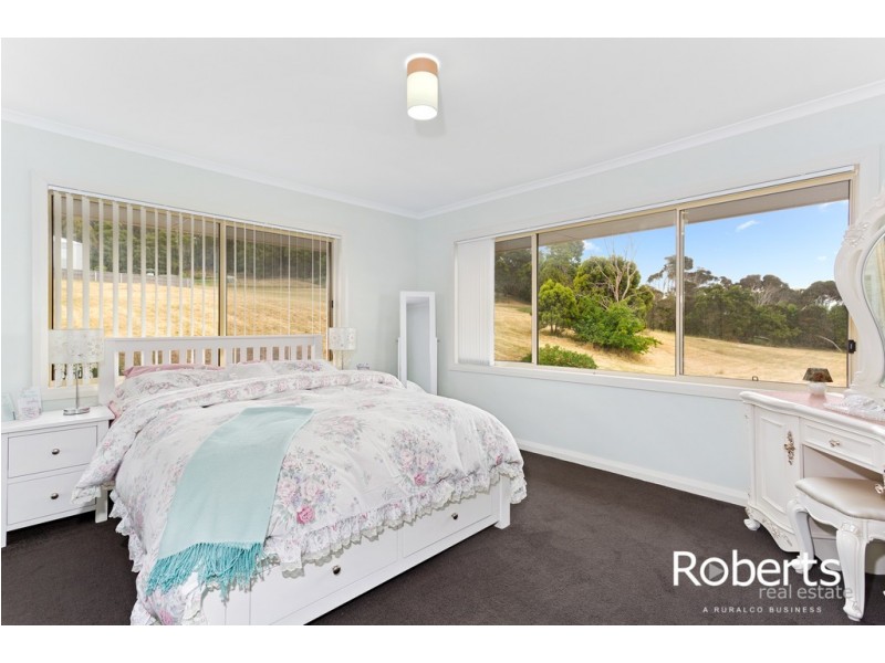 2 Augustus Street, Beauty Point TAS 7270