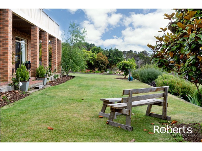 2 Augustus Street, Beauty Point TAS 7270