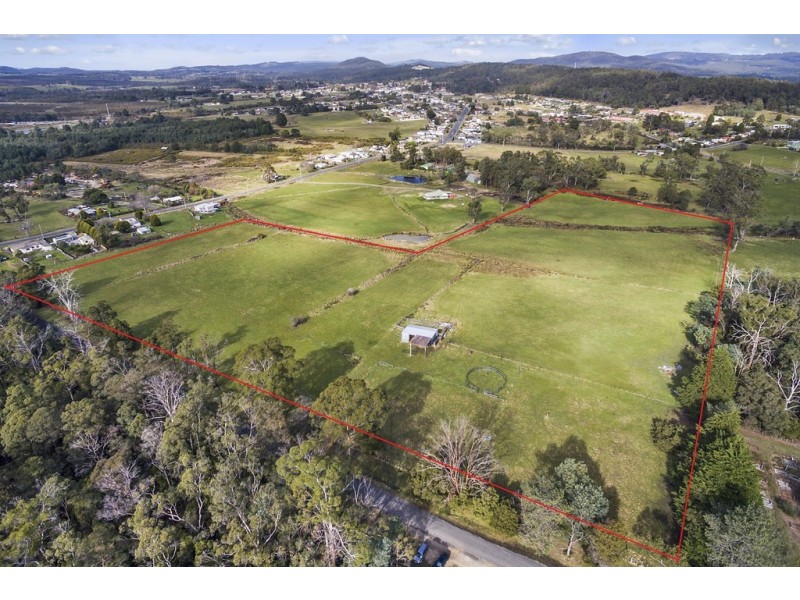 25 Cemetery Road, Beaconsfield TAS 7270