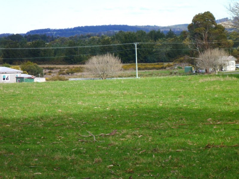 25 Cemetery Road, Beaconsfield TAS 7270