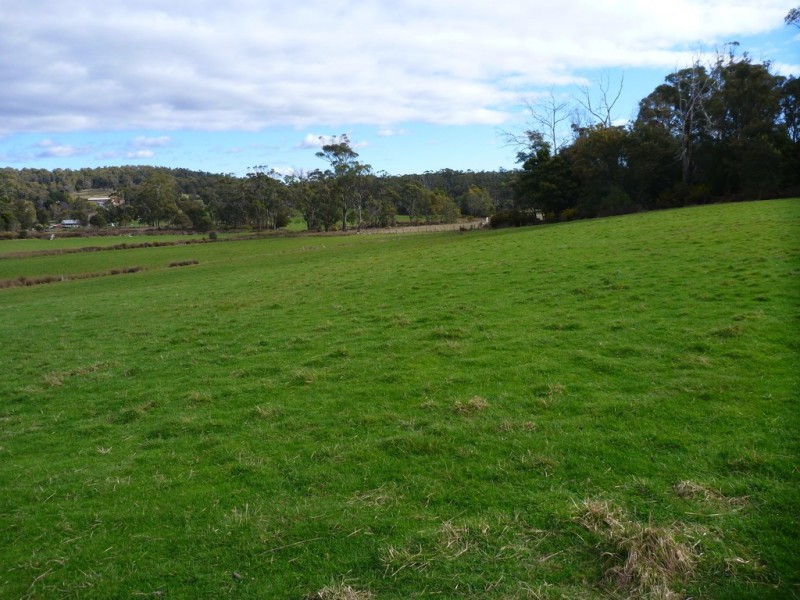 25 Cemetery Road, Beaconsfield TAS 7270