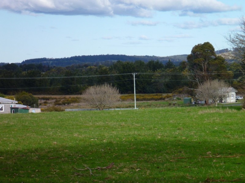 25 Cemetery Road, Beaconsfield TAS 7270
