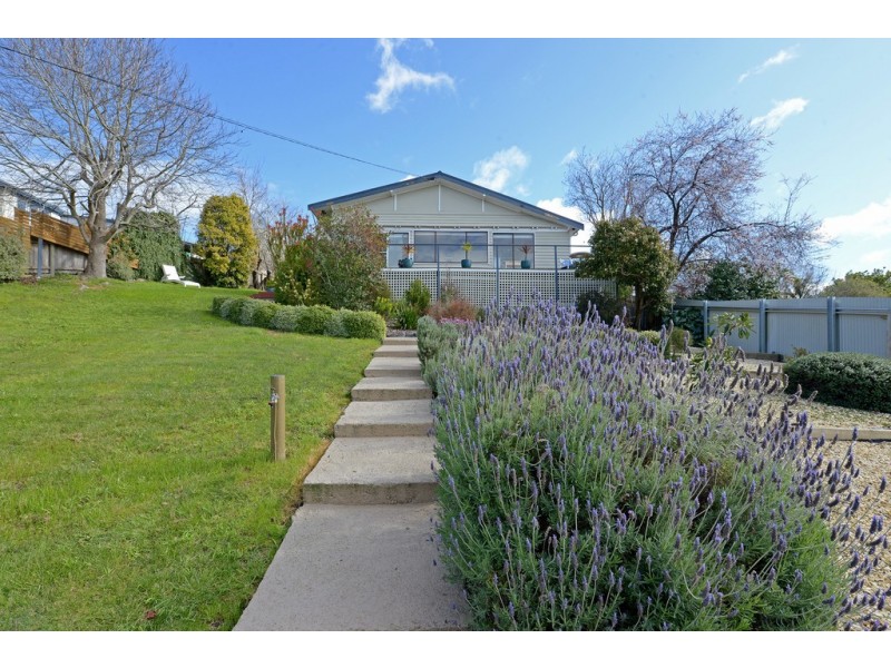 111 Flinders Street, Beauty Point TAS 7270