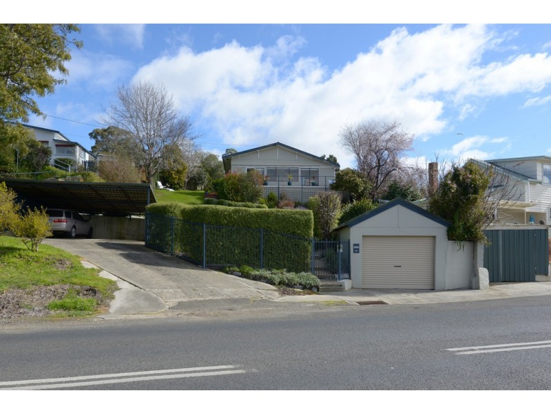 111 Flinders Street, Beauty Point TAS 7270