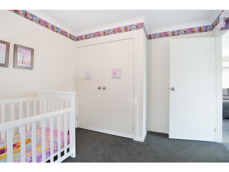 25 Warburton Road, George Town TAS 7253