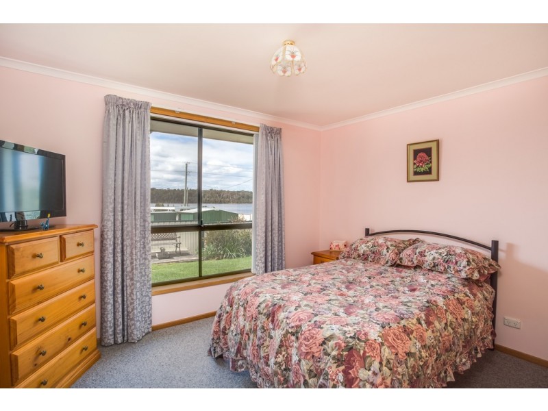 1/157 Gravelly Beach Road, Blackwall TAS 7275