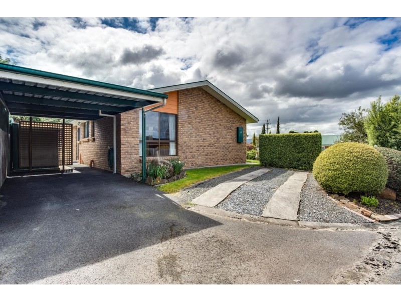 1/157 Gravelly Beach Road, Blackwall TAS 7275