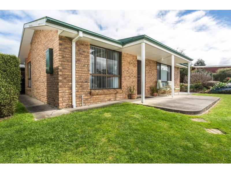 1/157 Gravelly Beach Road, Blackwall TAS 7275