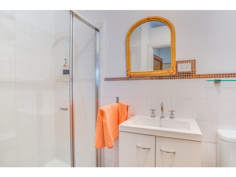 7 Garrett Street, Beauty Point TAS 7270