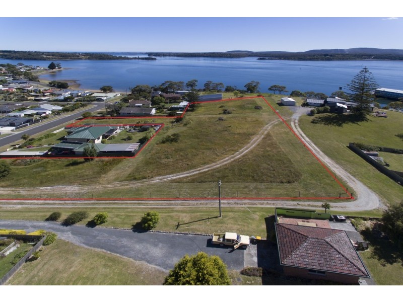 180 Oxford Street, Beauty Point TAS 7270