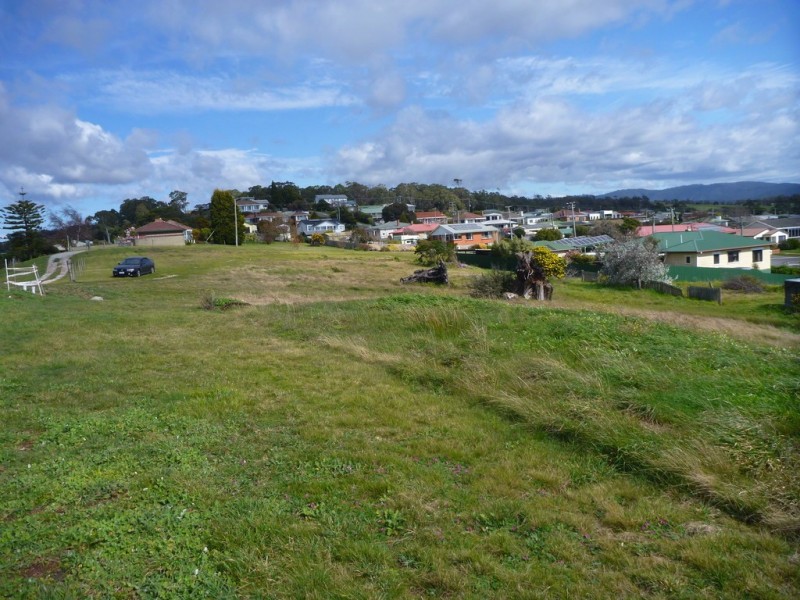 180 Oxford Street, Beauty Point TAS 7270