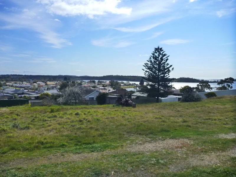 180 Oxford Street, Beauty Point TAS 7270
