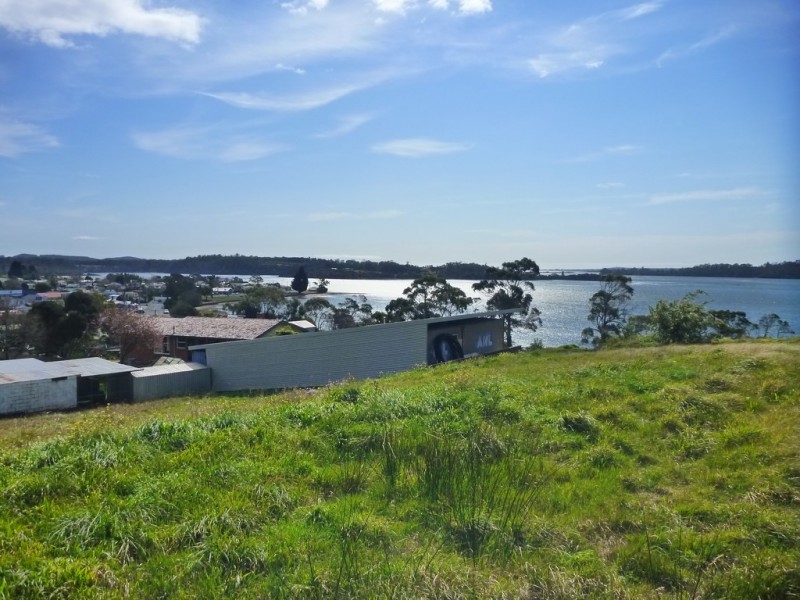 180 Oxford Street, Beauty Point TAS 7270