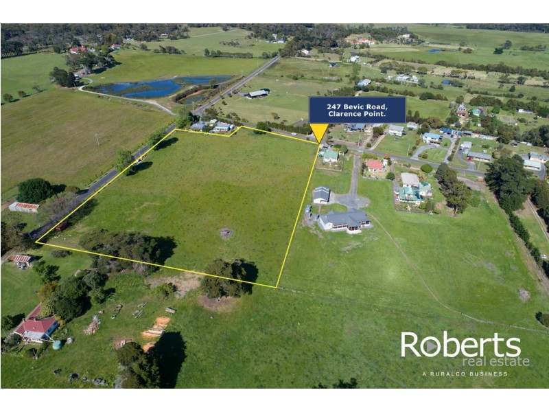 247 Bevic Road, Clarence Point TAS 7270