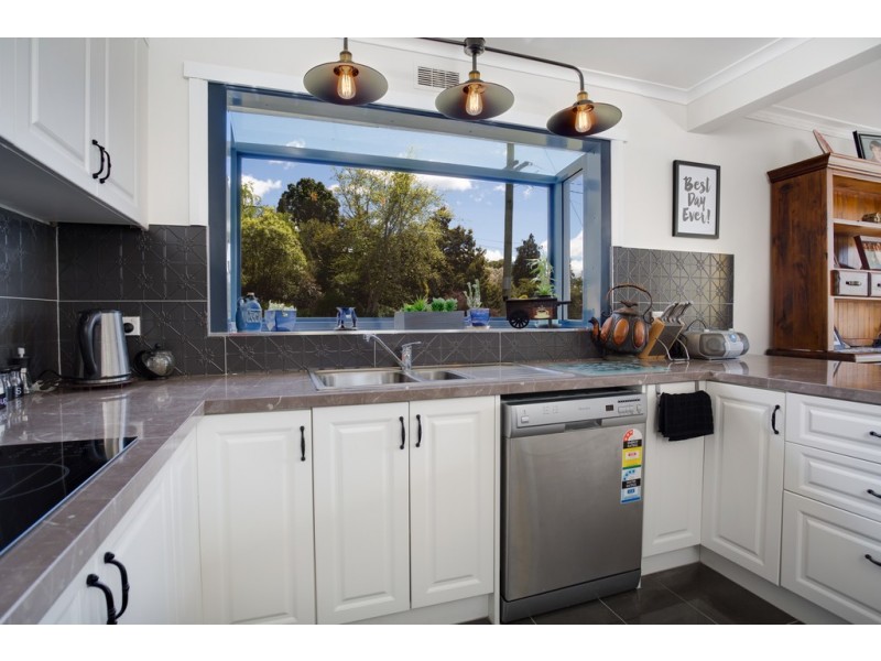 6 Lanena Crescent, Lanena TAS 7275