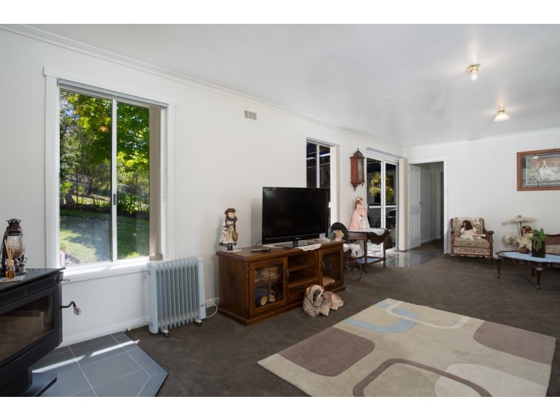 6 Lanena Crescent, Lanena TAS 7275