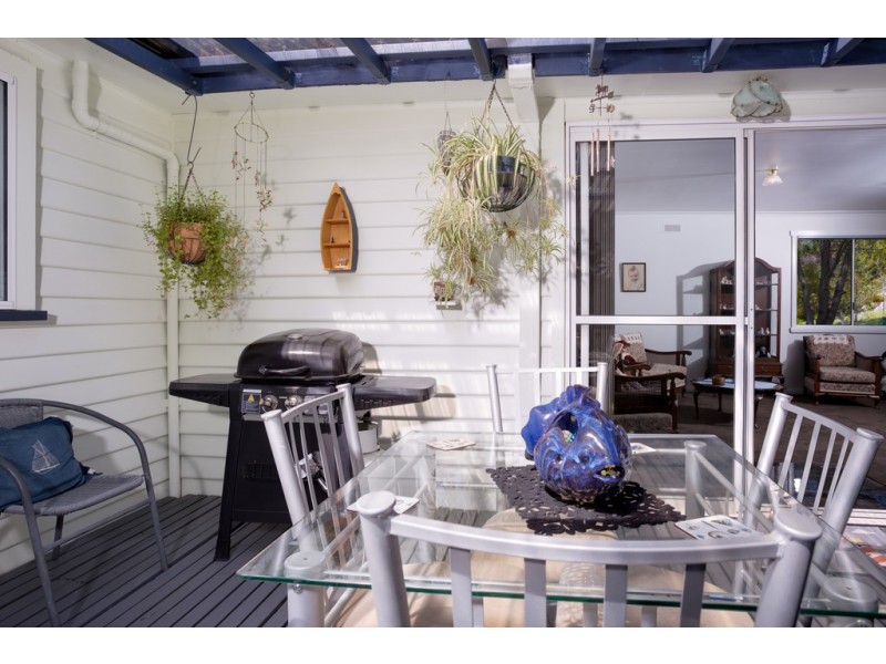 6 Lanena Crescent, Lanena TAS 7275