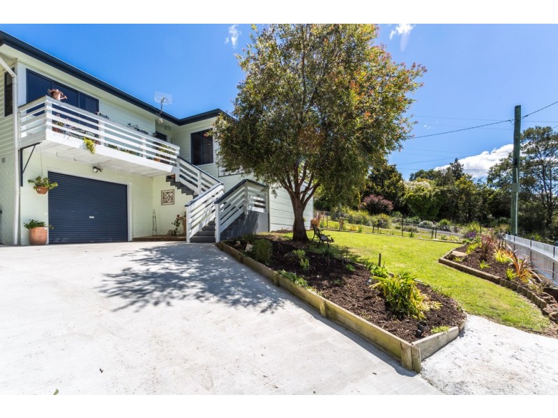 6 Lanena Crescent, Lanena TAS 7275