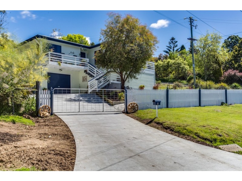 6 Lanena Crescent, Lanena TAS 7275