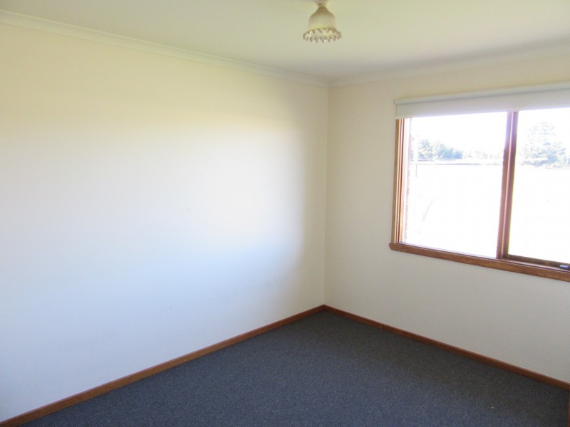 2/212 Weld Street, Beaconsfield TAS 7270