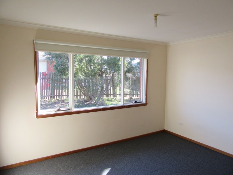 2/212 Weld Street, Beaconsfield TAS 7270