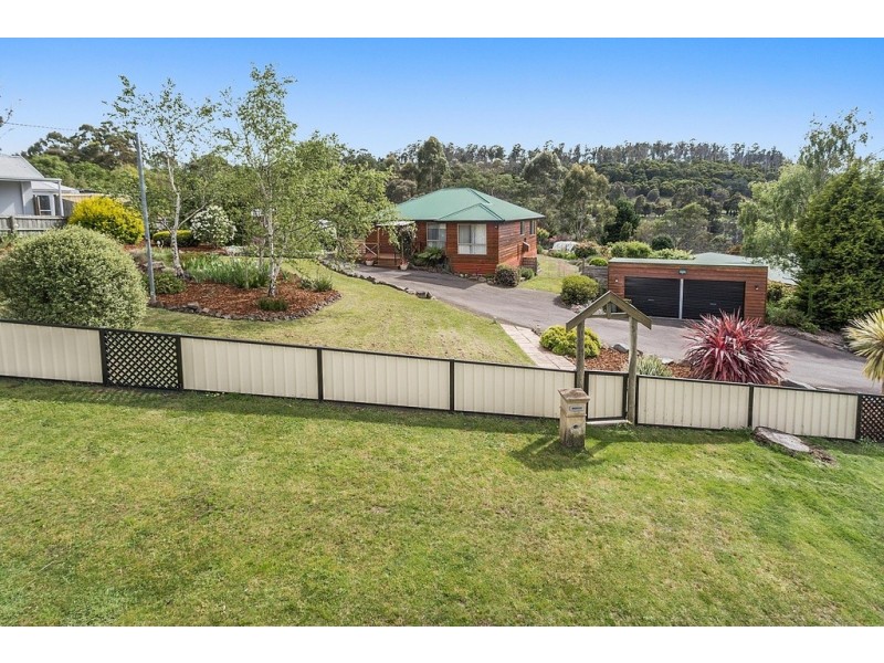 11 Pleasant Hills Drive, Grindelwald TAS 7277