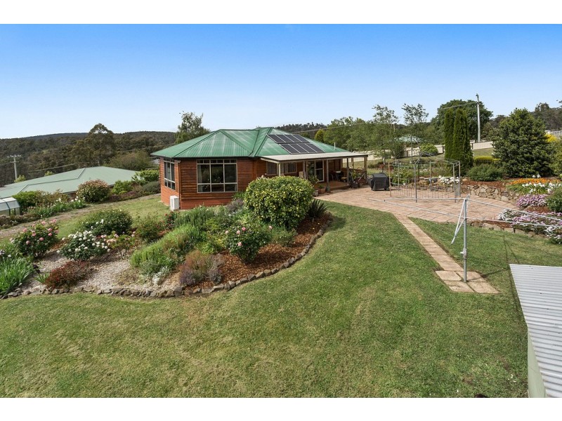 11 Pleasant Hills Drive, Grindelwald TAS 7277