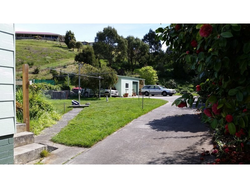 77 Robert Street, Beauty Point TAS 7270