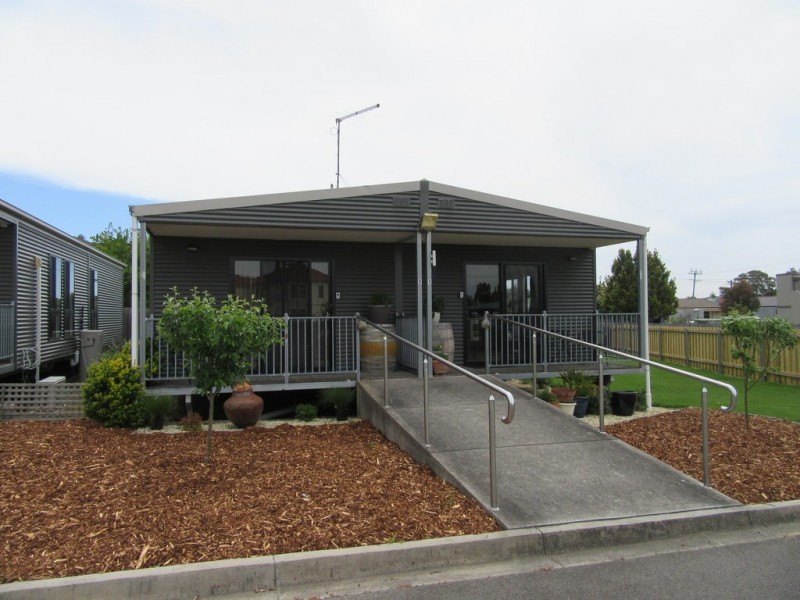 1/70 Shaw St, Beaconsfield TAS 7270