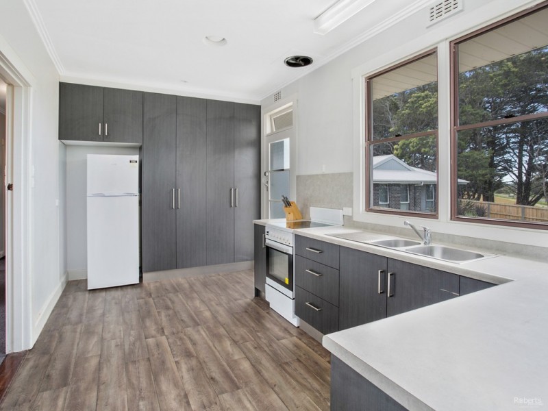 437 Gravelly Beach Road, Gravelly Beach TAS 7276