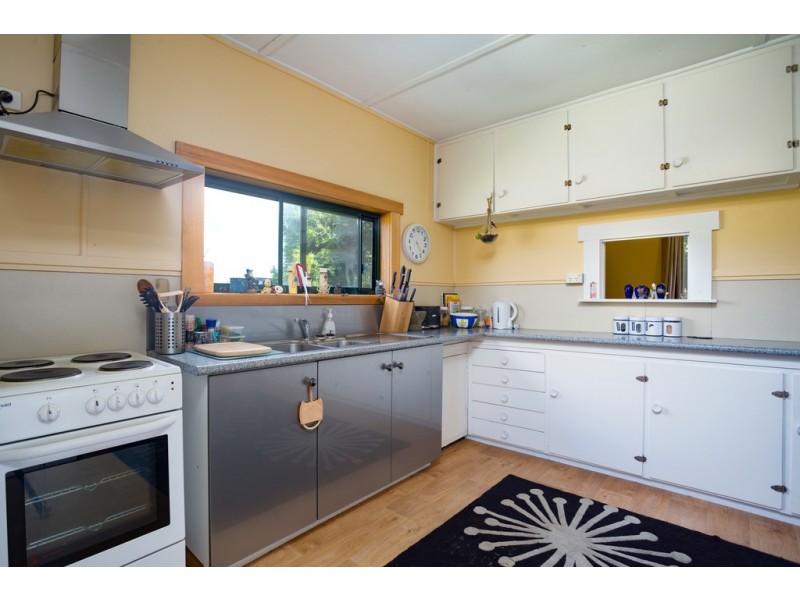 77 Clarks Road, Rowella TAS 7270