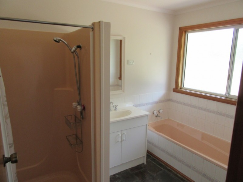 31 The Esplanade, Swan Point TAS 7275