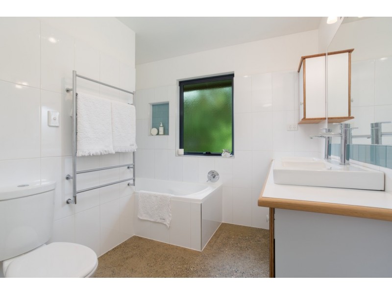 167 Paper Beach Rd, Swan Point TAS 7275