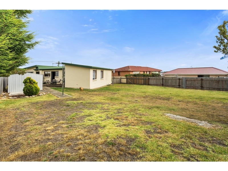 146 Charles Street, Beauty Point TAS 7270