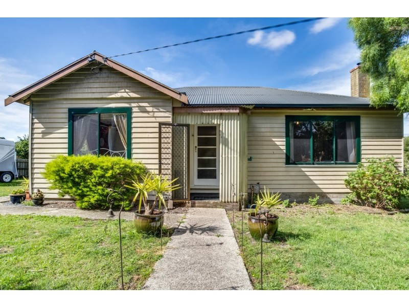 77 Clarks Road, Rowella TAS 7270