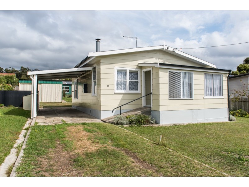 13 Ernest Street, Beauty Point TAS 7270