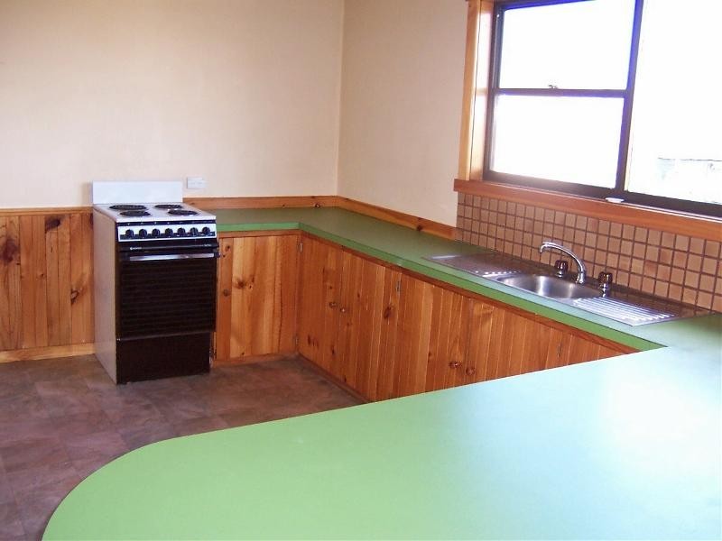 42 Flinders Street, Beauty Point TAS 7270