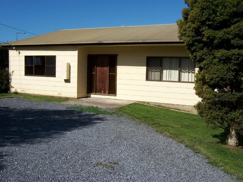 42 Flinders Street, Beauty Point TAS 7270