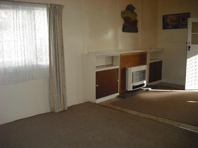 4 Bernard Street, Beaconsfield TAS 7270