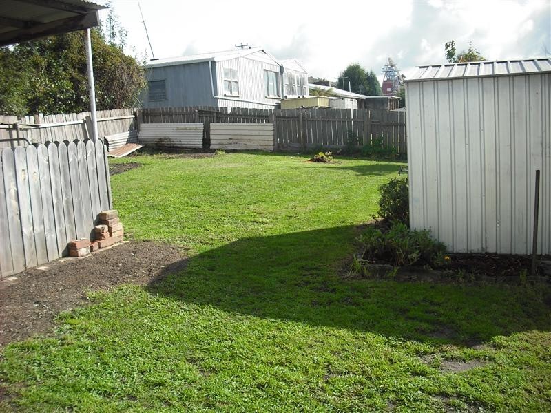 4 Bernard Street, Beaconsfield TAS 7270