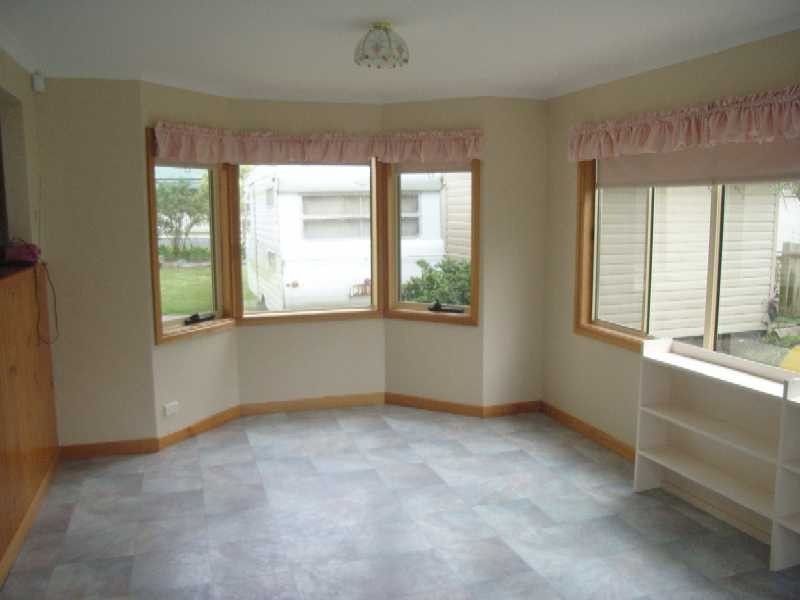 4 Lenborough Street, Beauty Point TAS 7270