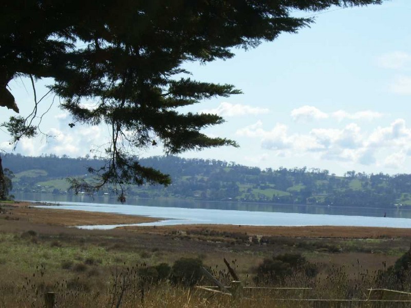 1306 West Tamar Highway, Legana TAS 7277