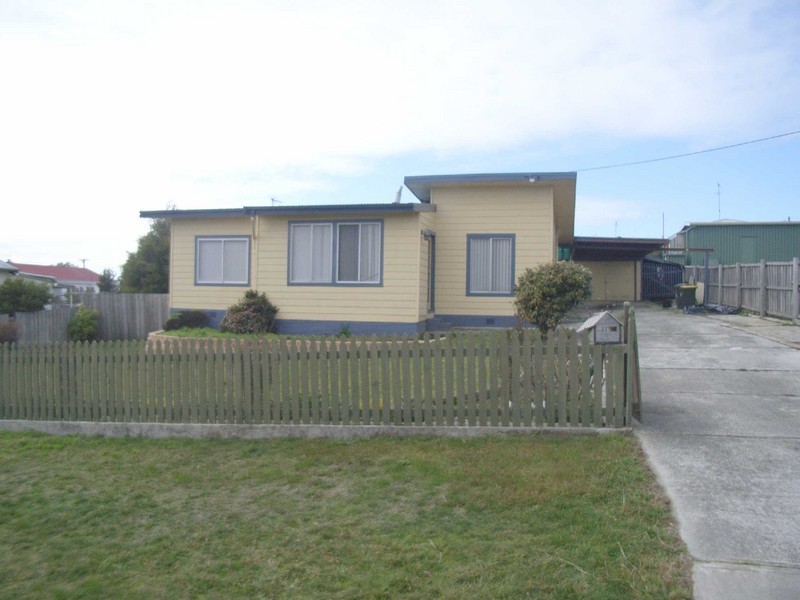 156 Charles Street, Beauty Point TAS 7270