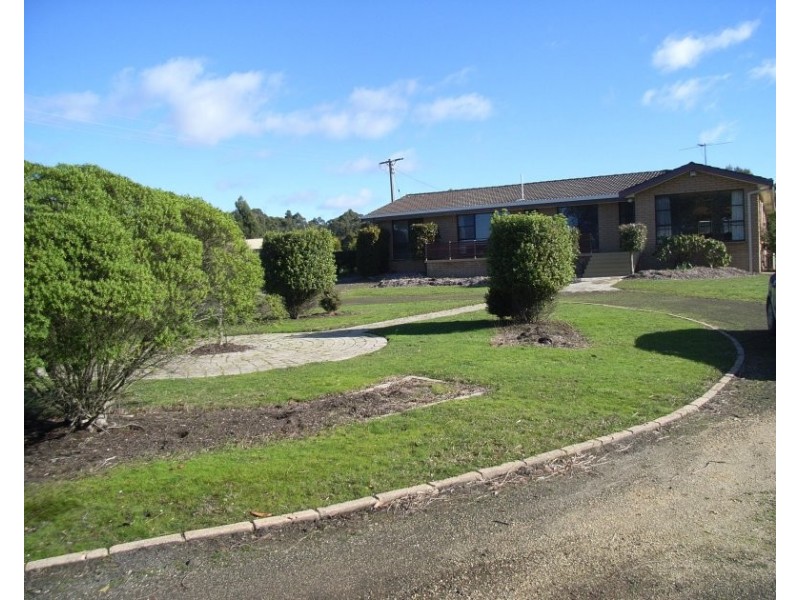 10  Augustus Street, Beauty Point TAS 7270